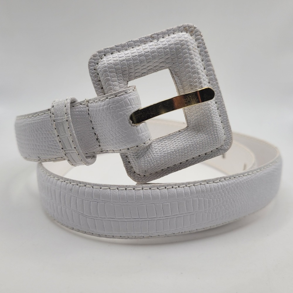 Vintage White Leather Belt Small Croc Embossed Minimalist Classic 90s Retro